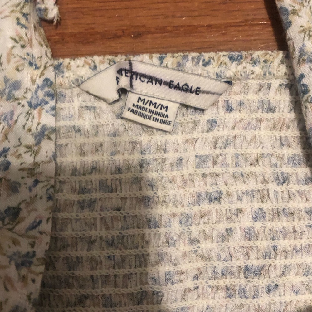 American Eagle floral blue blouse Size Medium coquette brandy melville inspired - Picture 6 of 7